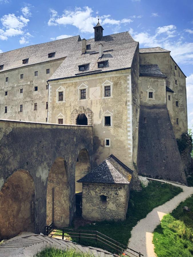 Burg Altpernstein Hotell Micheldorf in Oberösterreich Exteriör bild