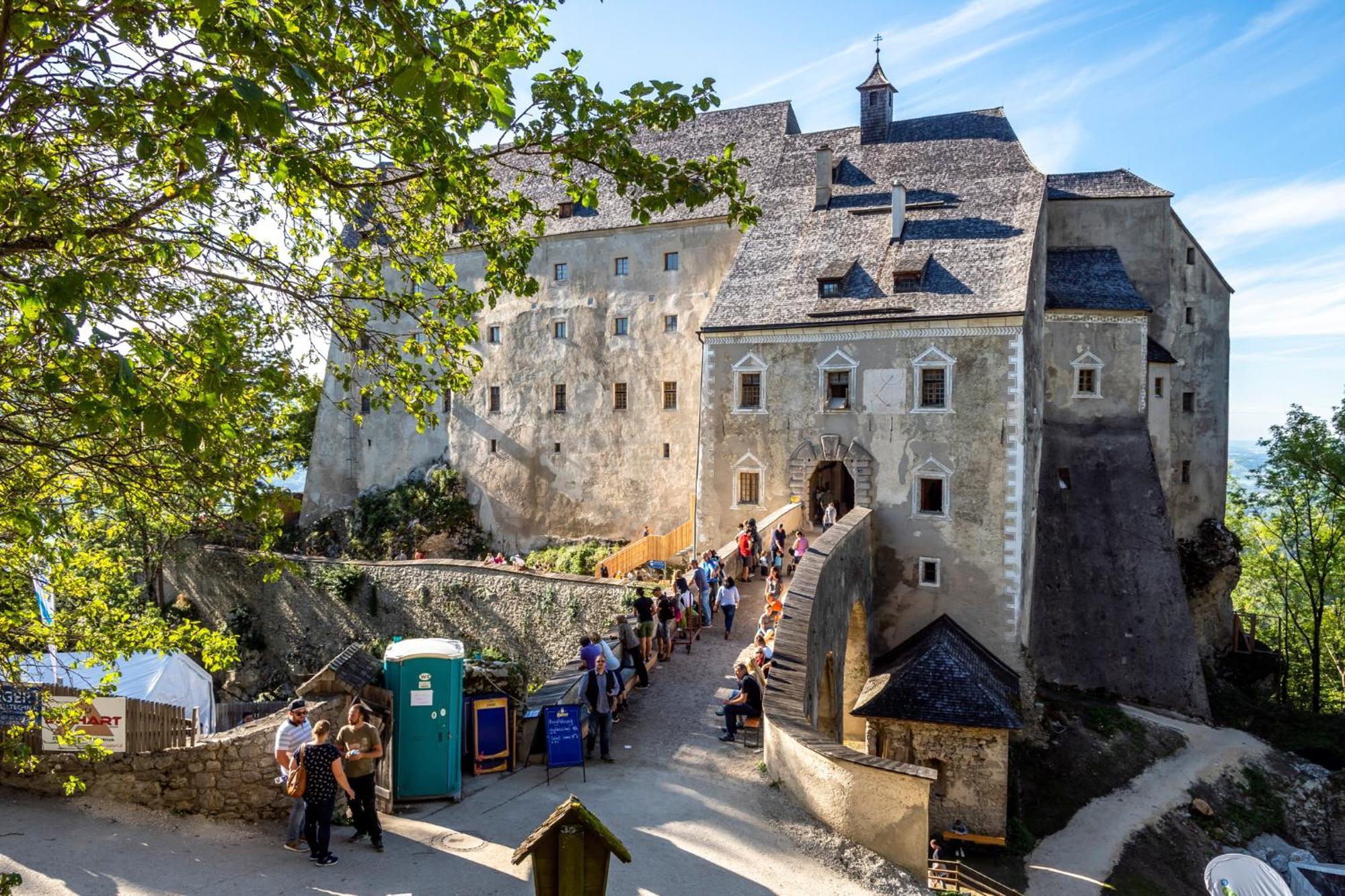 Burg Altpernstein Hotell Micheldorf in Oberösterreich Exteriör bild